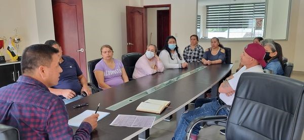 REUNION CON MORADORES DEL CASERIO EL TOPO SOBRE EL PROYECTO: MEJORAMIENTO DEL BALNEARIO NATURAL LA GUATEMALA