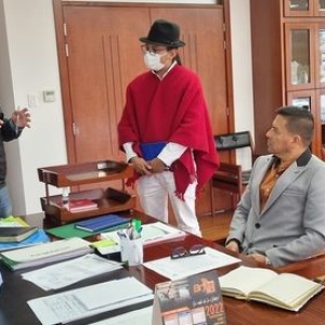 REUNION CON PREFECTO DEL HGP DE TUNGURAHUA, Y DEMAS AUTORIDADES COMPETENTES CON EL FIN DE PRIORIZAR LA CONSTRUCCION DEL PUENTE CARROZABLE SOBRE EL RIO LAS ESTANCIAS, PARROQUIA RIO NEGRO
