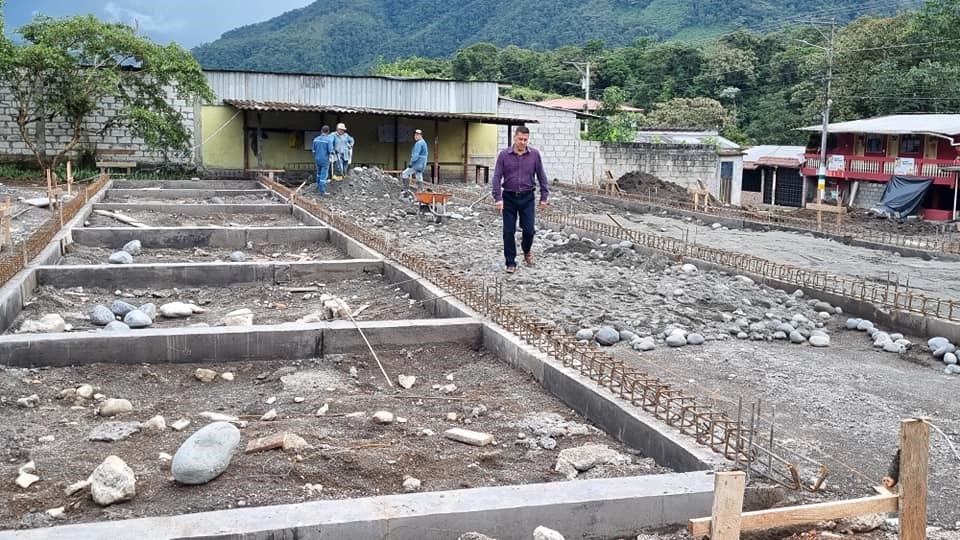AVANCE DE LA CONSTRUCCIÓN DEL CENTRO DE SALUD TIPO A 