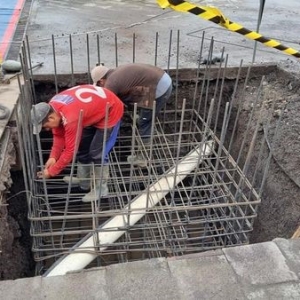 AVANCE DE LA CONSTRUCCIÓN DE LA CUBIERTA SINTÉTICA DE USO MULTIPLE